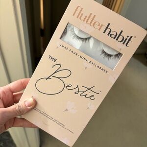 FlutterHabit Luxe Faux Mink Eyelashes - The Bestie